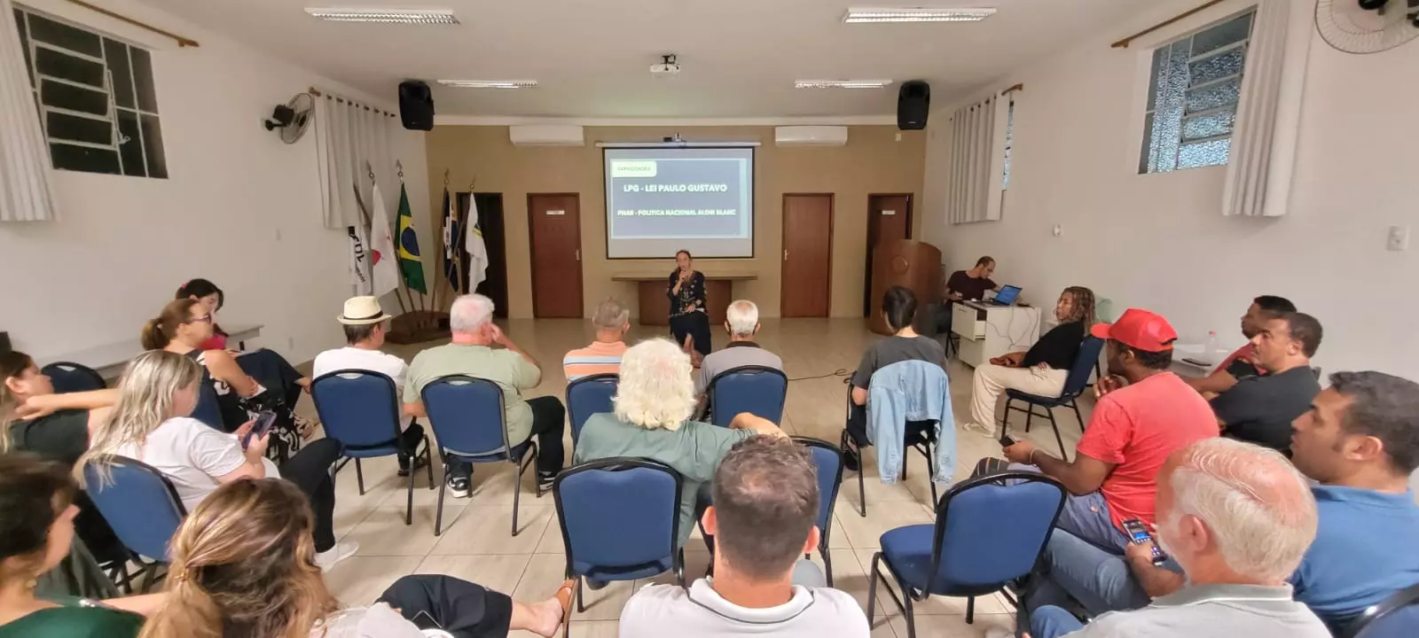 Reunião pretende levantar nomes de candidatos para compor Conselho de Política Cultural de Santos Dumont